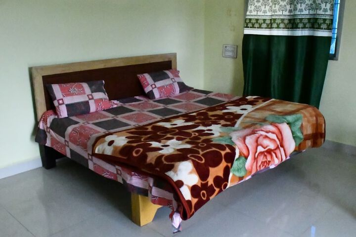 Room 2 of 15