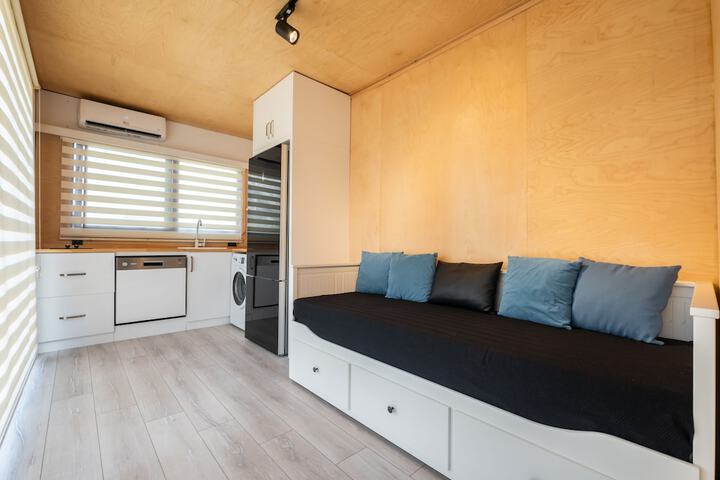 Room 3 of 31