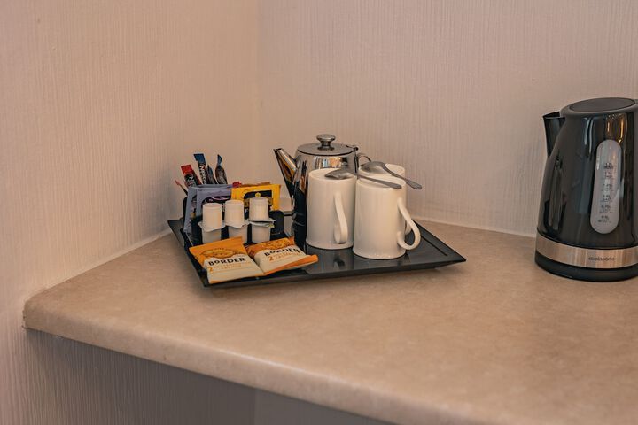 Room 26 of 122