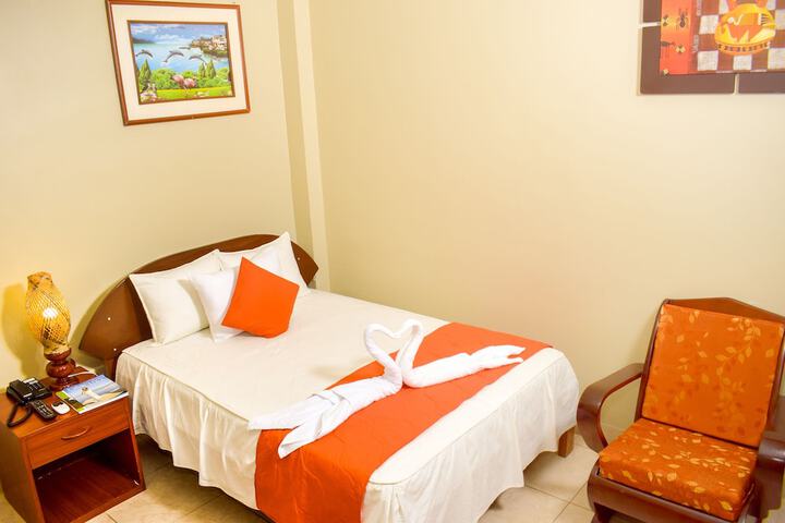 Room 4 of 50