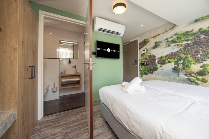 Room 7 of 45