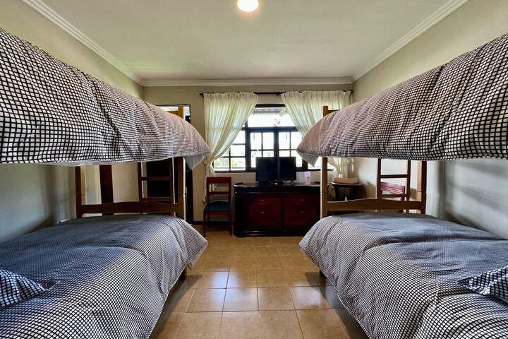 Room 9 of 41