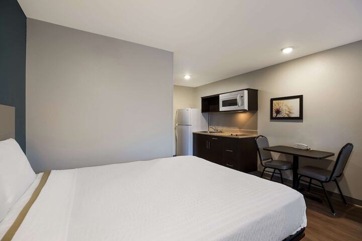 Standard Double Bed (25 of 28)