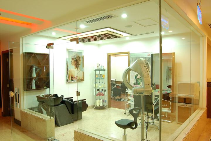 Hair salon
