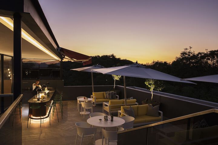 Sundeck 75 of 77