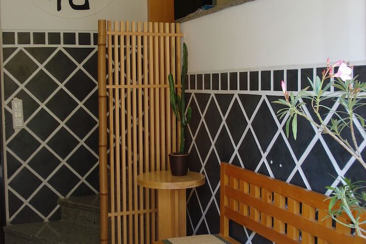 Hotel Interior 6 of 105