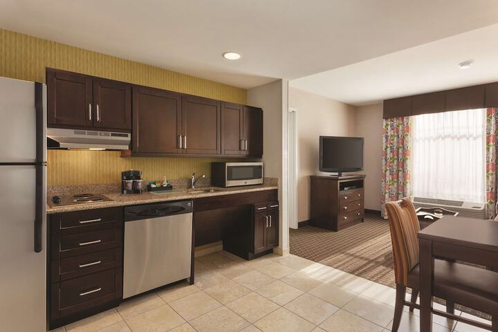 1 King Bed Studio Suite (8 of 30)