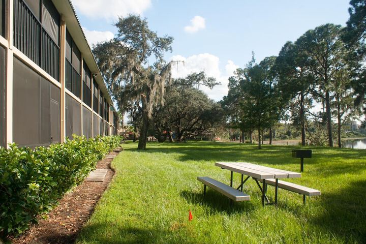 Property Grounds 25 of 32