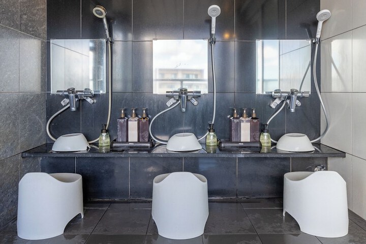 Clean Restrooms