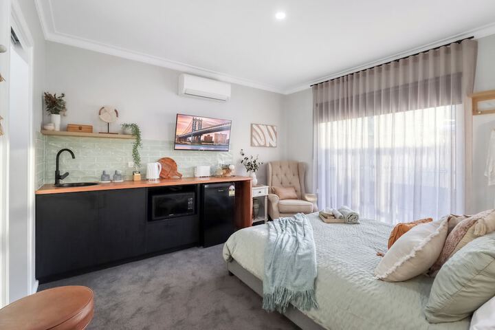 Room 3 of 39