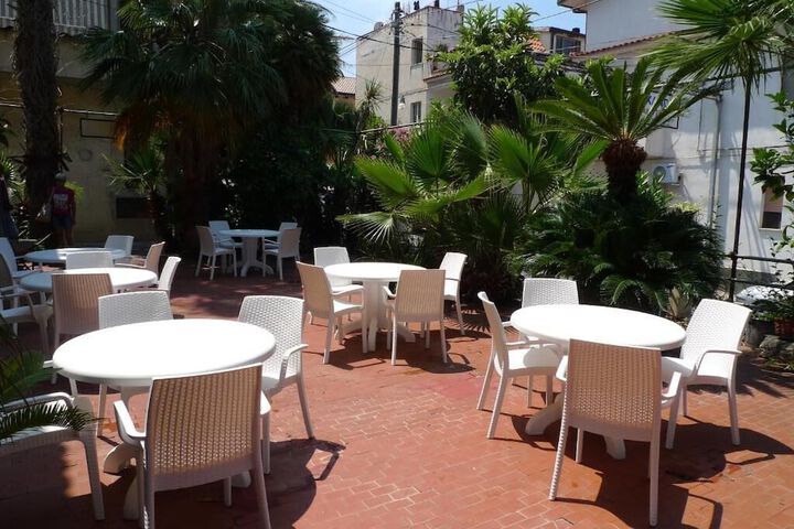 Terrace/Patio 50 of 51