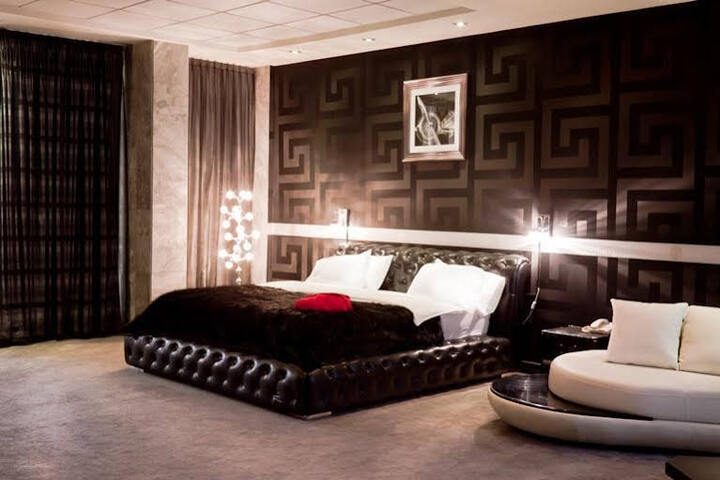 BELLA ROMA HOTEL