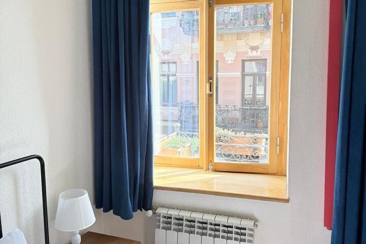 Room 14 of 120