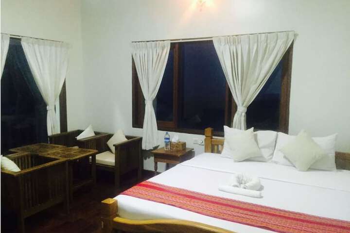 Room 8 of 36