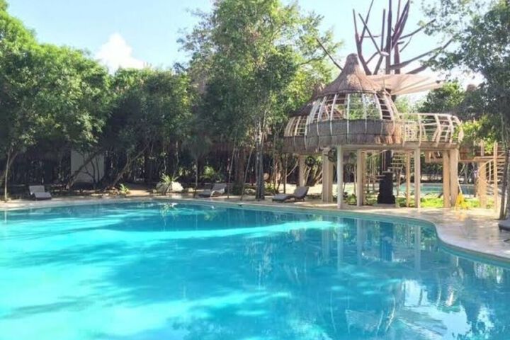 Pool 21 of 45