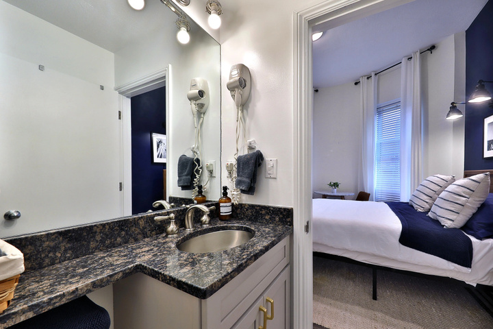 Room 5 of 23