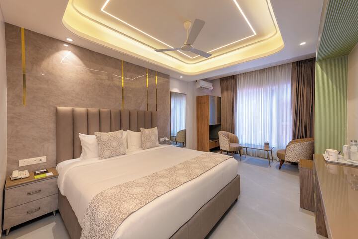 Room 9 of 46