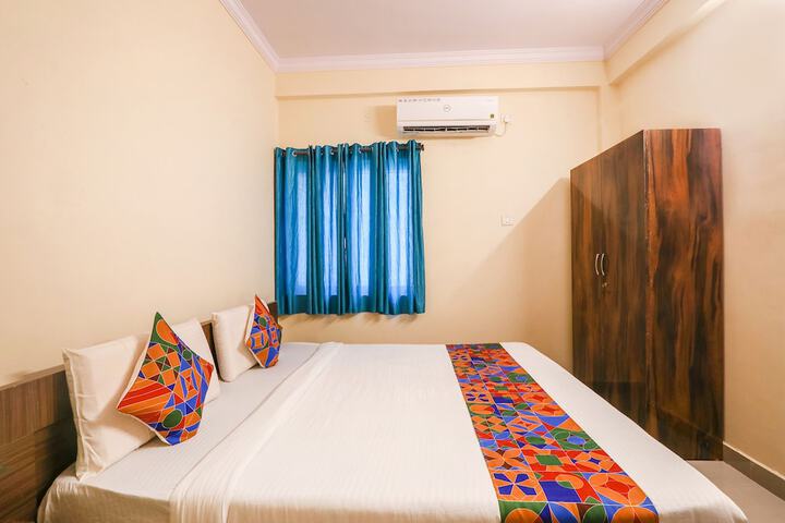 Room 15 of 23