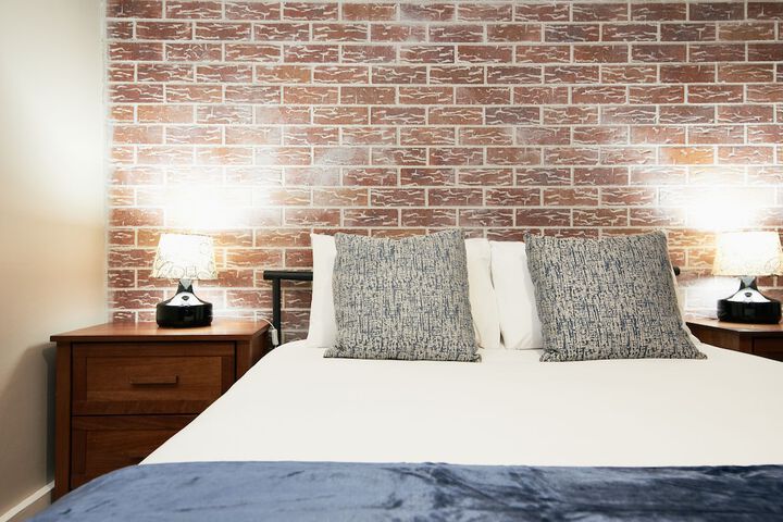 Room 16 of 55
