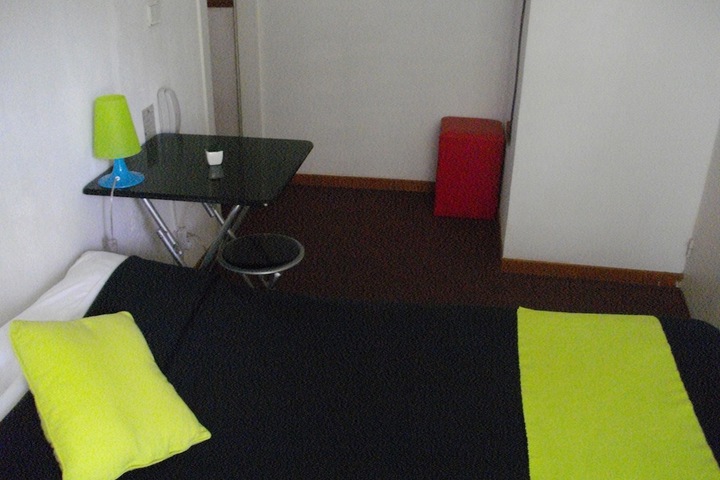 Room 7 of 51