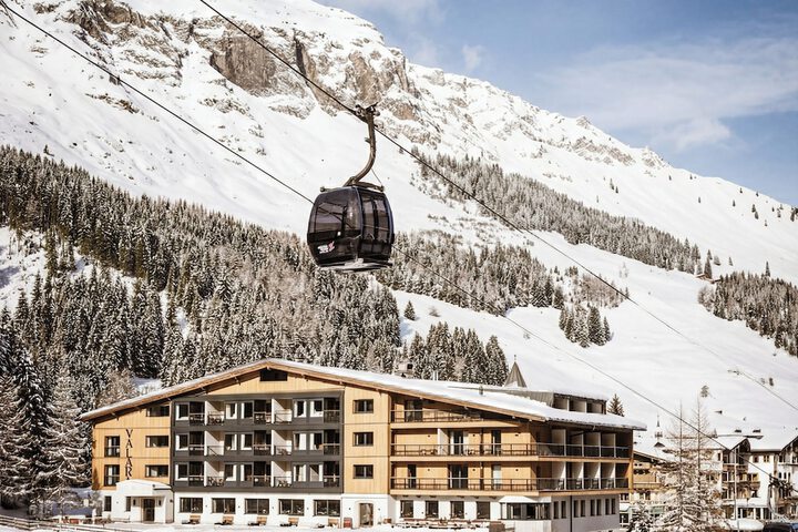 VALARA Alpine Art Hotel