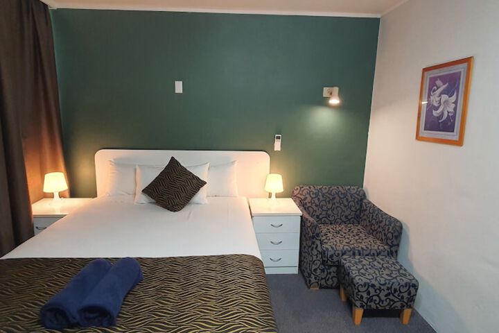 Room 14 of 75