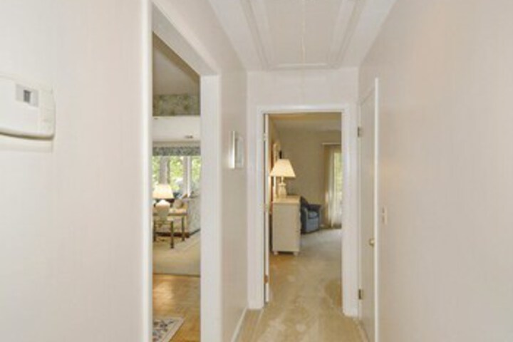 Ballroom/Hall 14 of 41