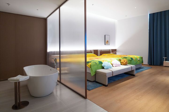 Room 36 of 44