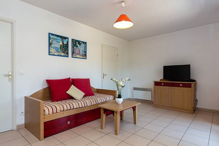 Room 20 of 35