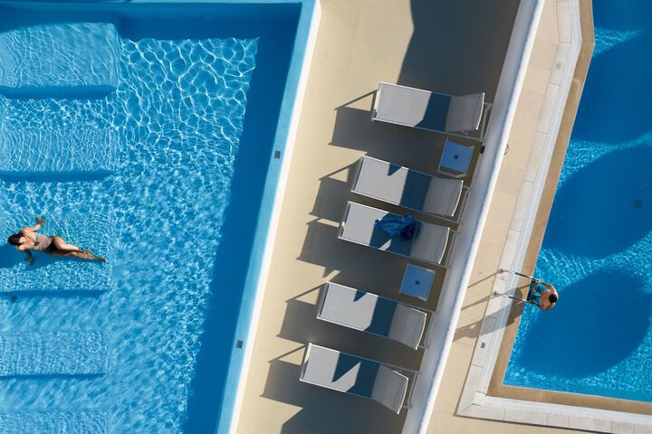 Pool 109 of 151