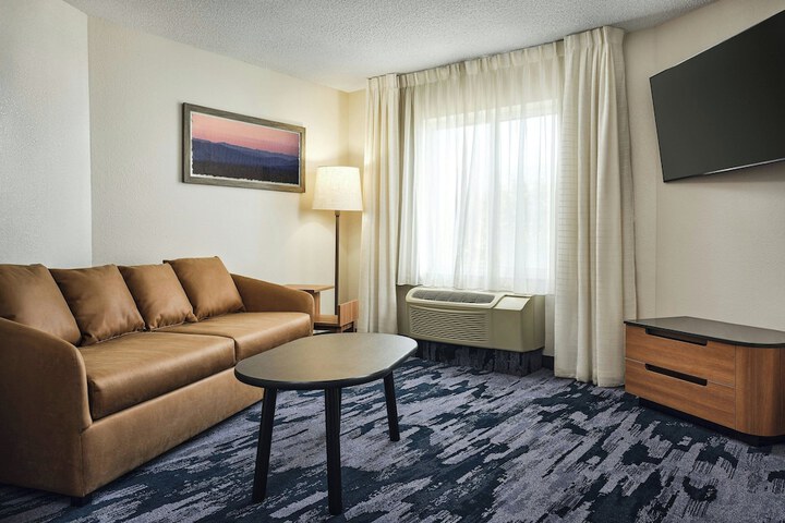Room 22 of 45