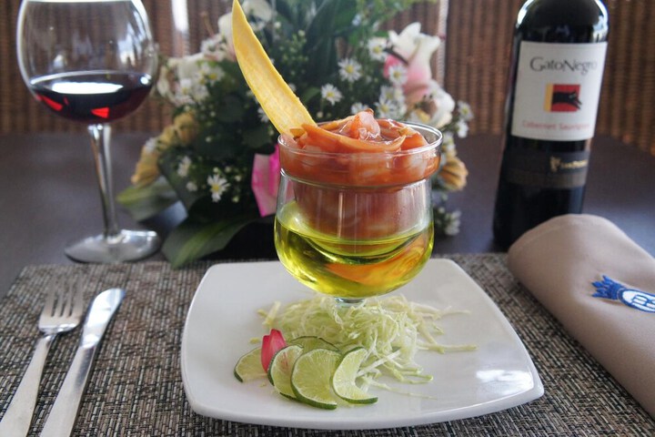Dining 40 of 55