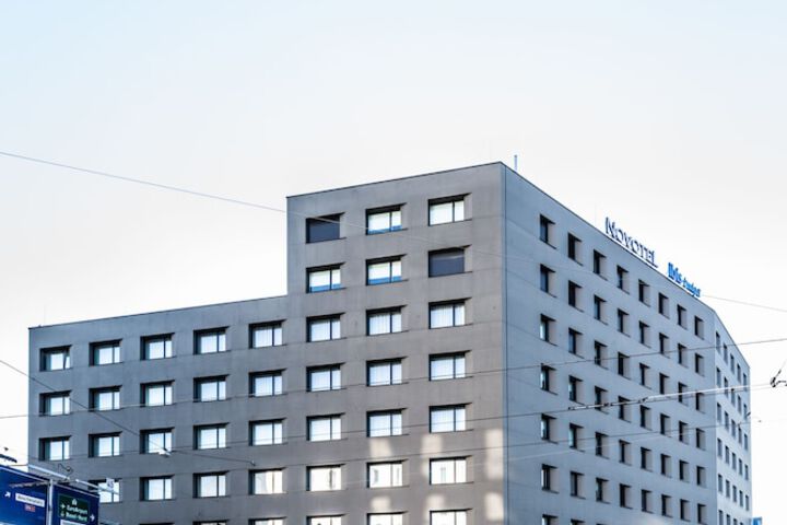 Hotel 64 of 66