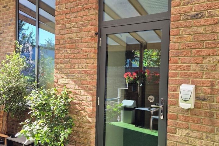 Hotel Exterior 49 of 63