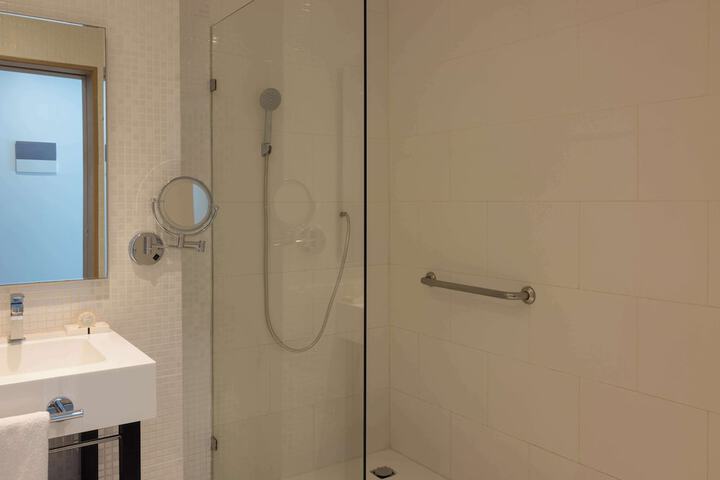 Room 60 of 167