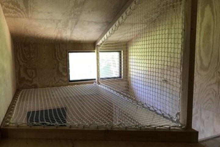 Room 18 of 36