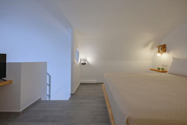 Room 13 of 86