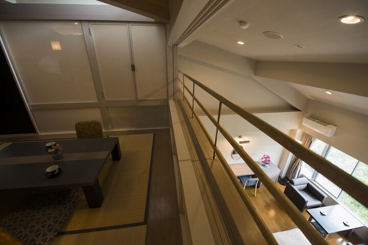Room 29 of 61