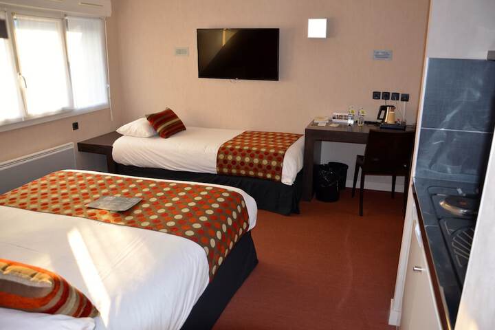 Room 10 of 44