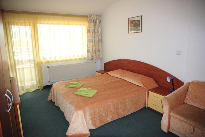 Room 14 of 61