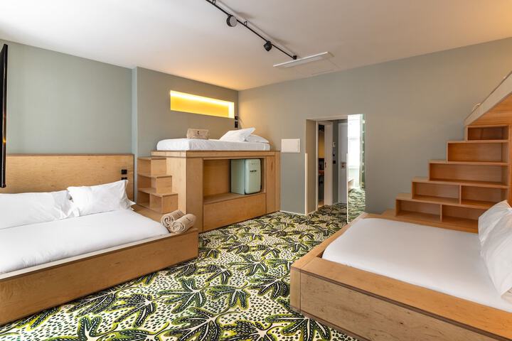 Room 7 of 54