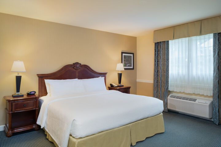 Room 6 of 36