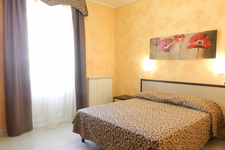 Room 15 of 61