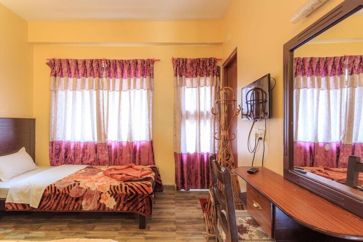 Room 18 of 29