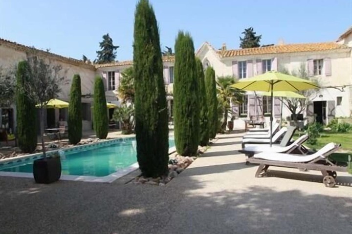 Pools & Facilities