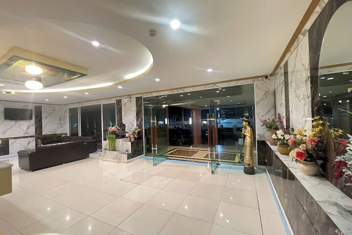 Hotel Interior 8 of 50