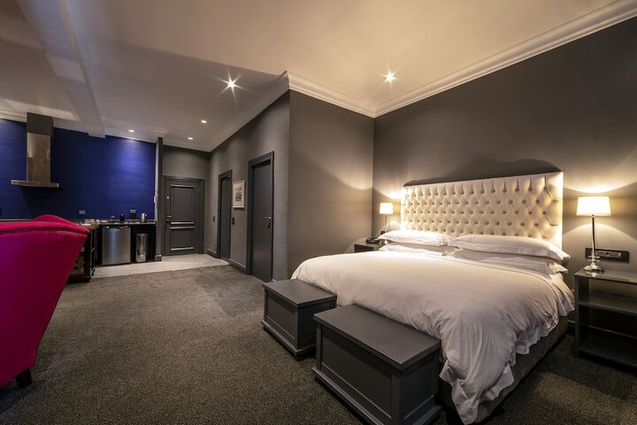 Room 19 of 54