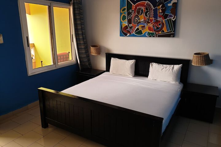 Room 20 of 104