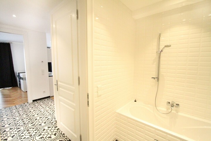 Room 19 of 27