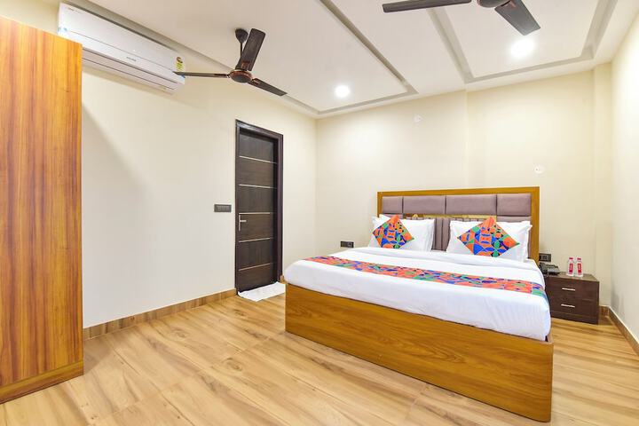 Room 18 of 52